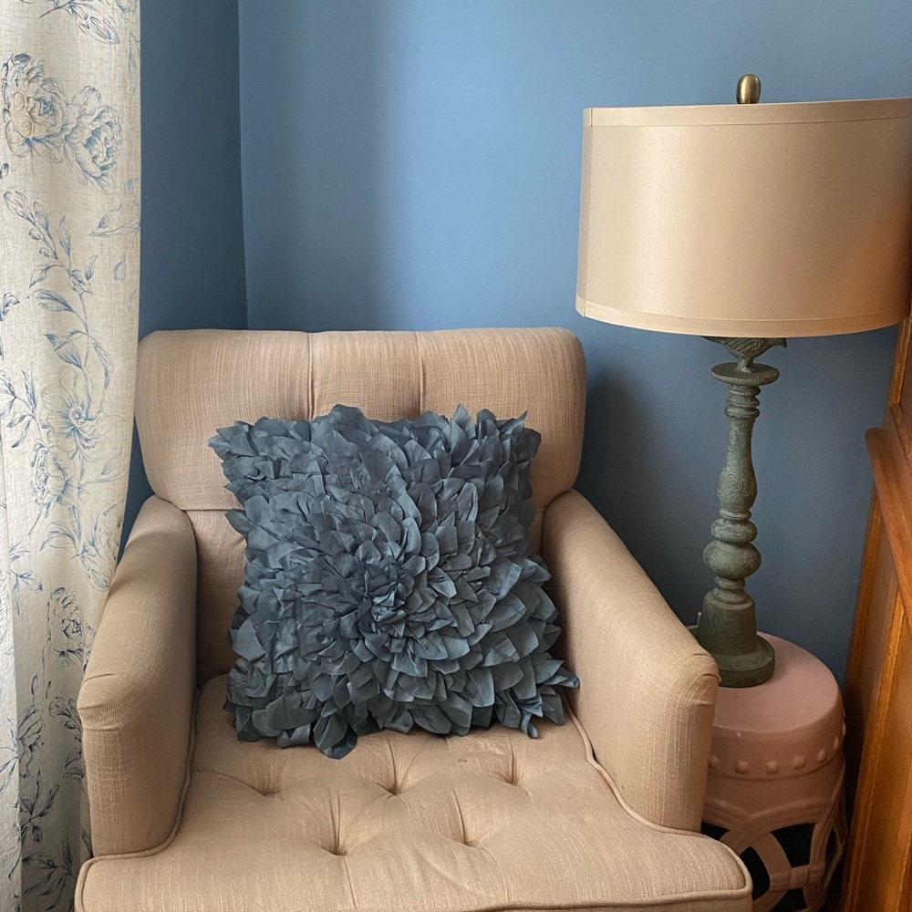 🆕flower petal satin blue pier one pillow cover - Picture 4 of 5